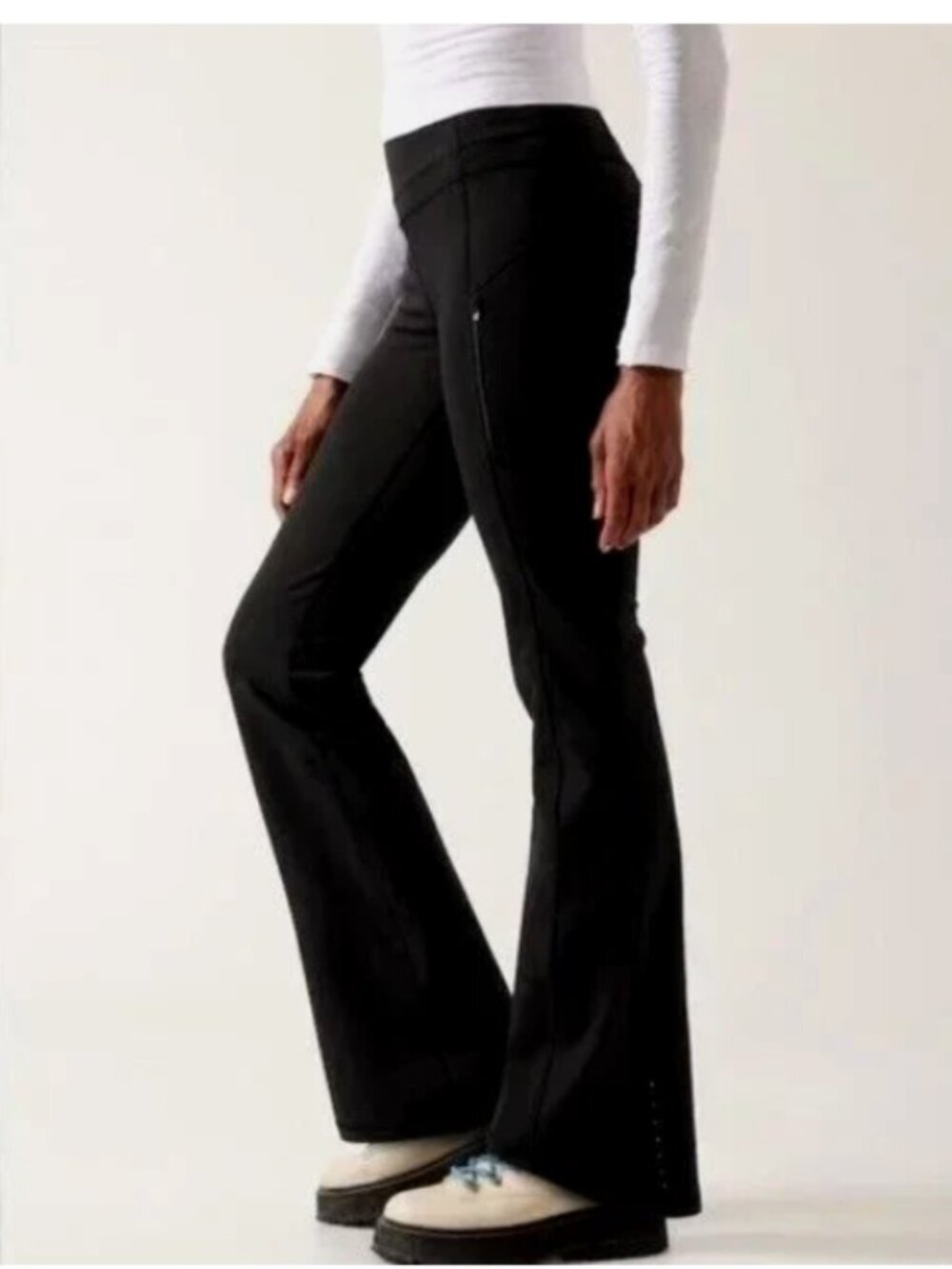 ATHLETA Rainier Bootcut Pant Black Size Small